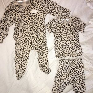 Leopard print newborn outfit set